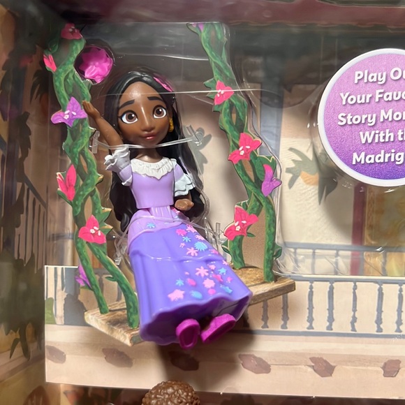 Encanto Set 🌷Spring Sale🌷 - Picture 3 of 5